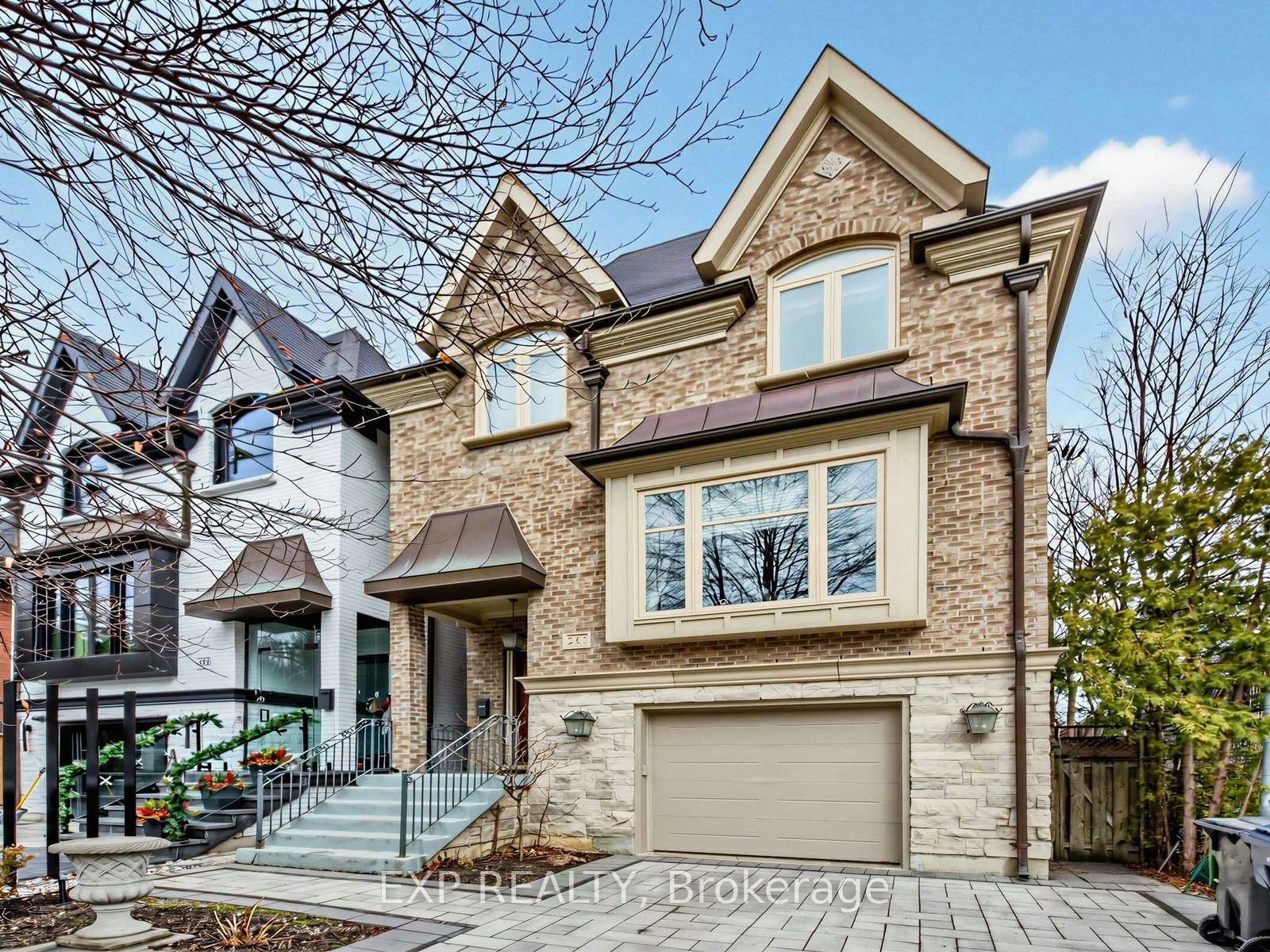 241 Poplar Plains Street, Toronto, ON, M4V 2N8