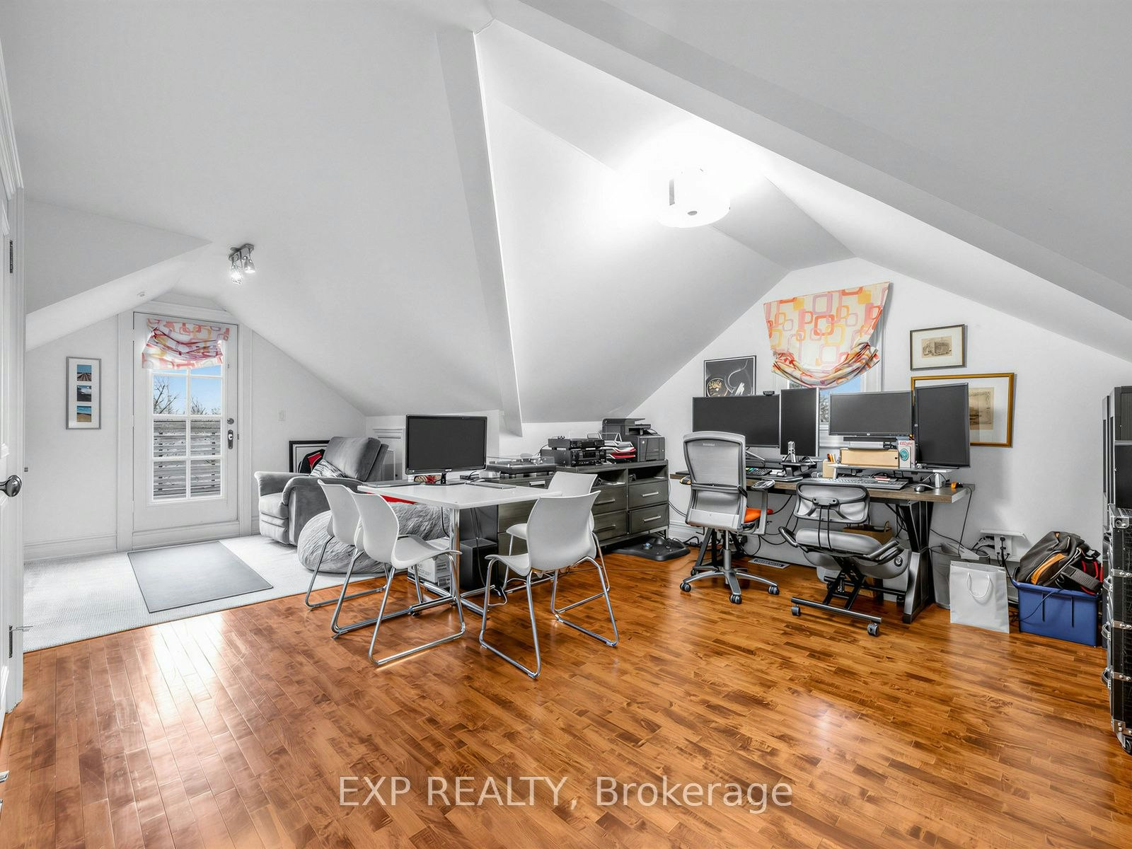 241 Poplar Plains Street, Toronto, ON, M4V 2N8 - 28