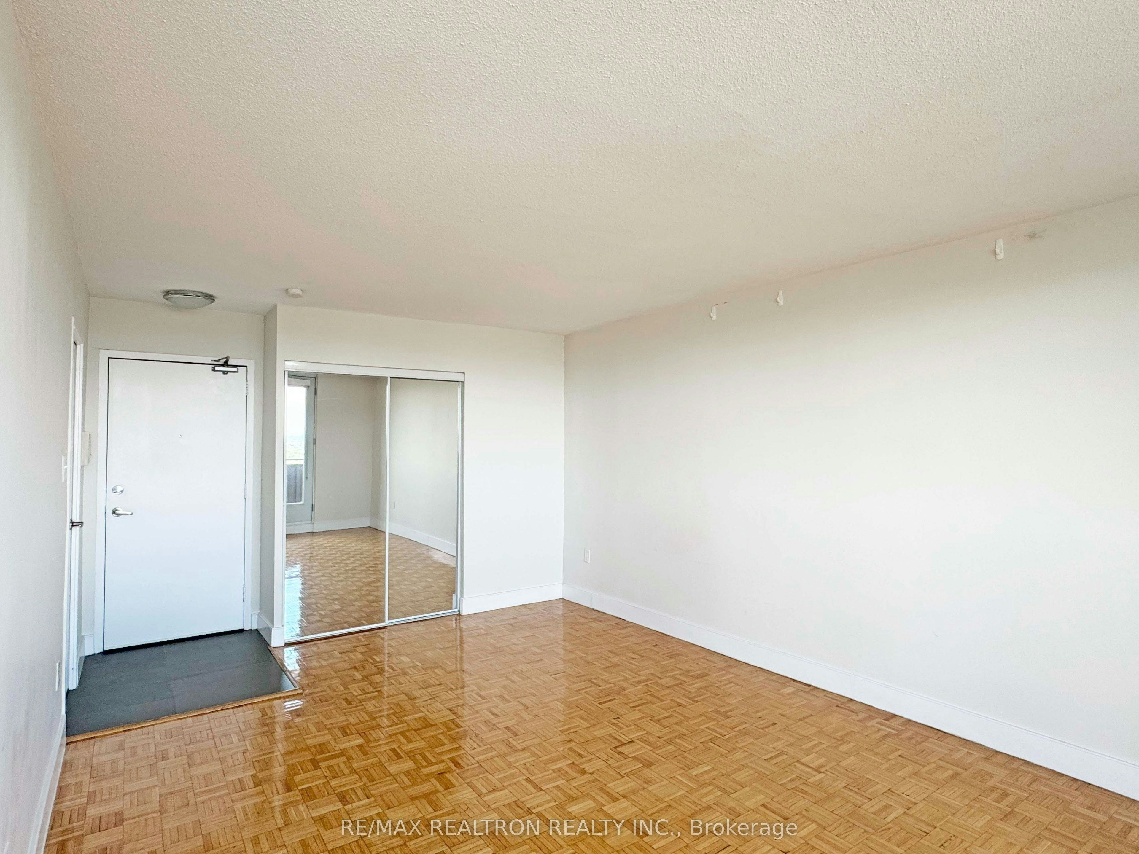2312-666 Spadina Avenue, Toronto, ON, M5S 2H8 - 5