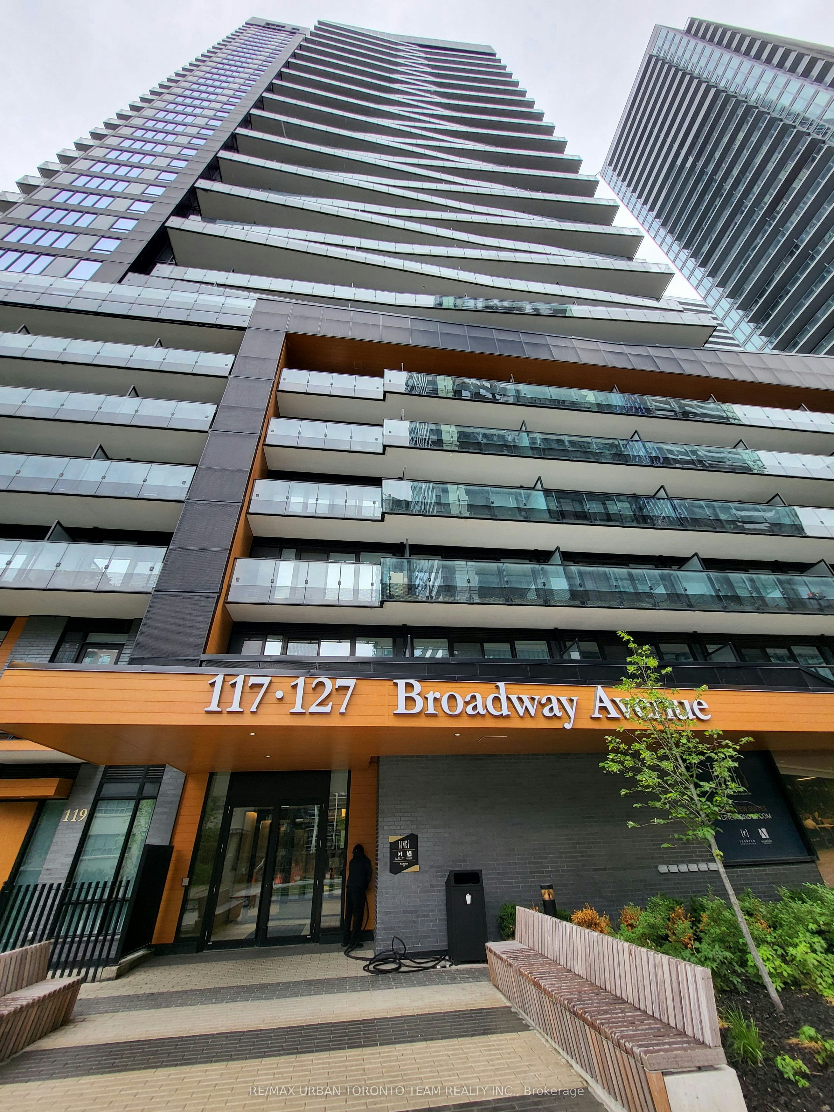3301-117 Broadway Avenue, Toronto, ON, M4P 1V3