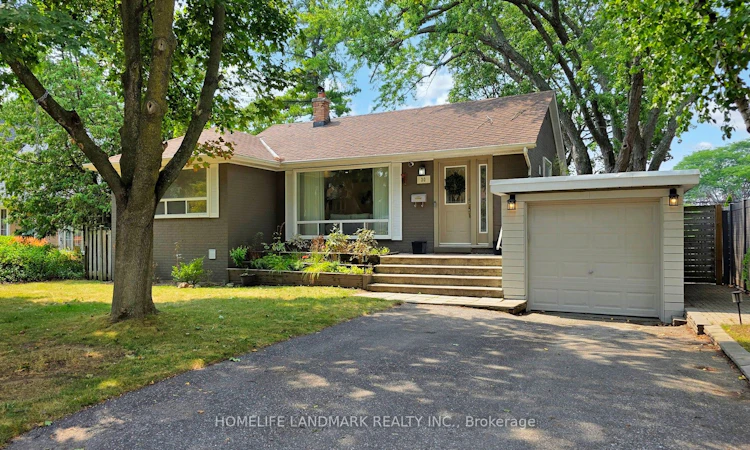 30 Paperbirch Drive