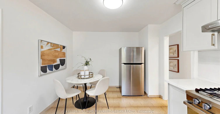 104 Otonabee Avenue, Toronto, ON, M2M 2S8 - 6