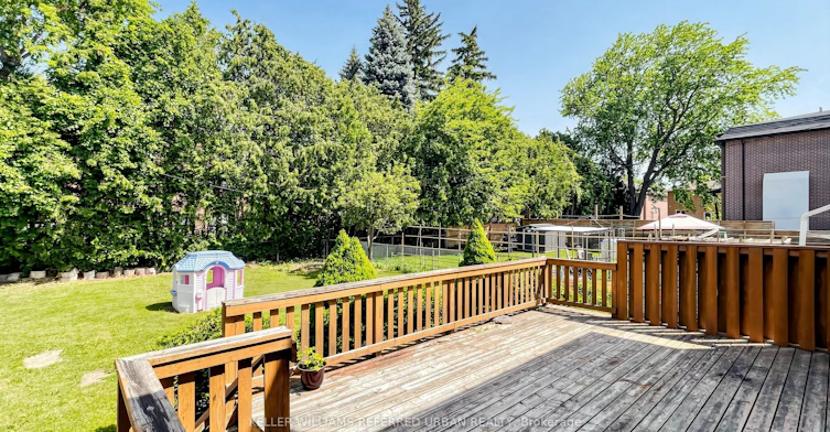 104 Otonabee Avenue, Toronto, ON, M2M 2S8 - 17