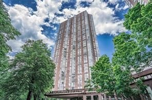 511-7 Concorde Place, Toronto, ON, M3C 3N4
