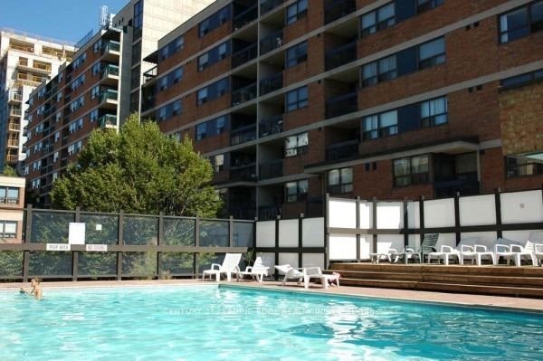 463-49 Mccaul Street, Toronto, ON, M5T 2W7 - 2