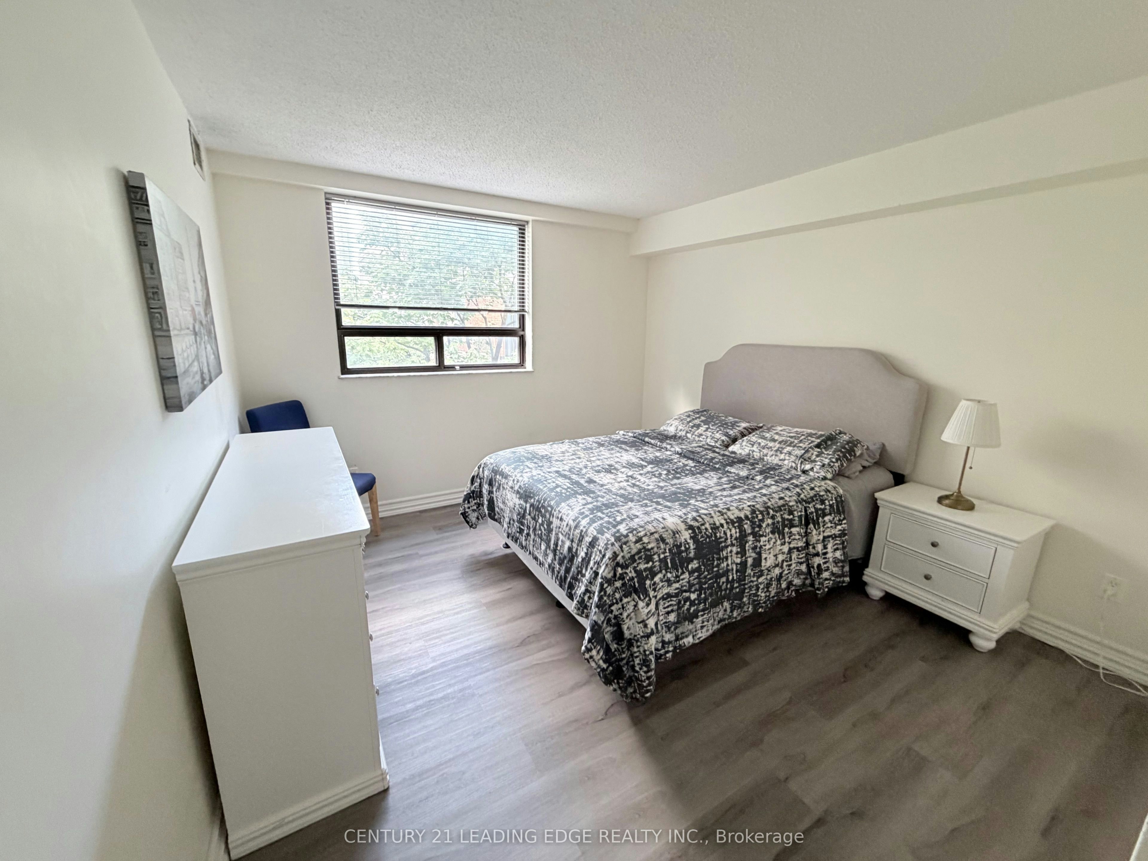 463-49 Mccaul Street, Toronto, ON, M5T 2W7 - 6
