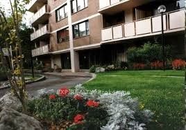 305-10 Huntley Street, Toronto, ON, M4Y 2K7 - 9
