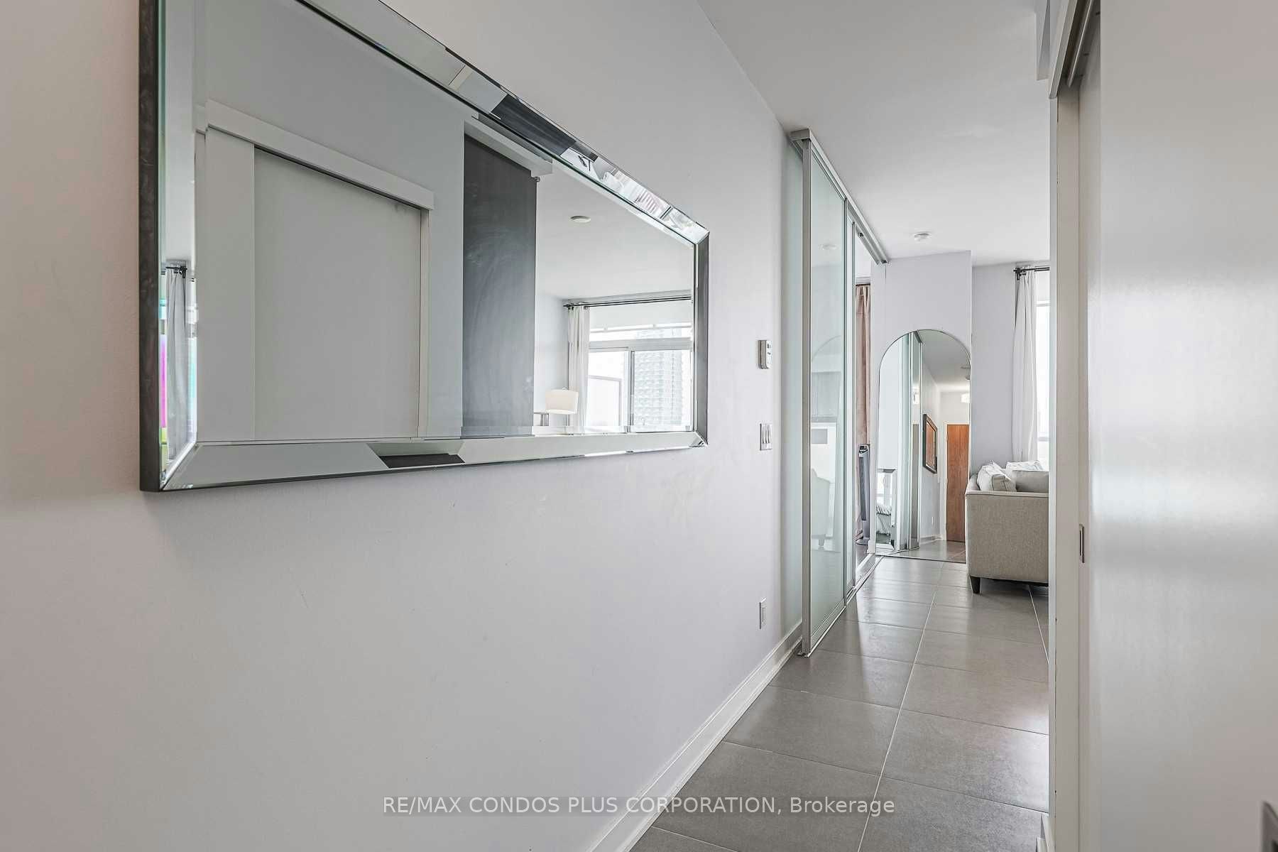 2508-1 Market Street, Toronto, ON, M5E 0A2 - 3