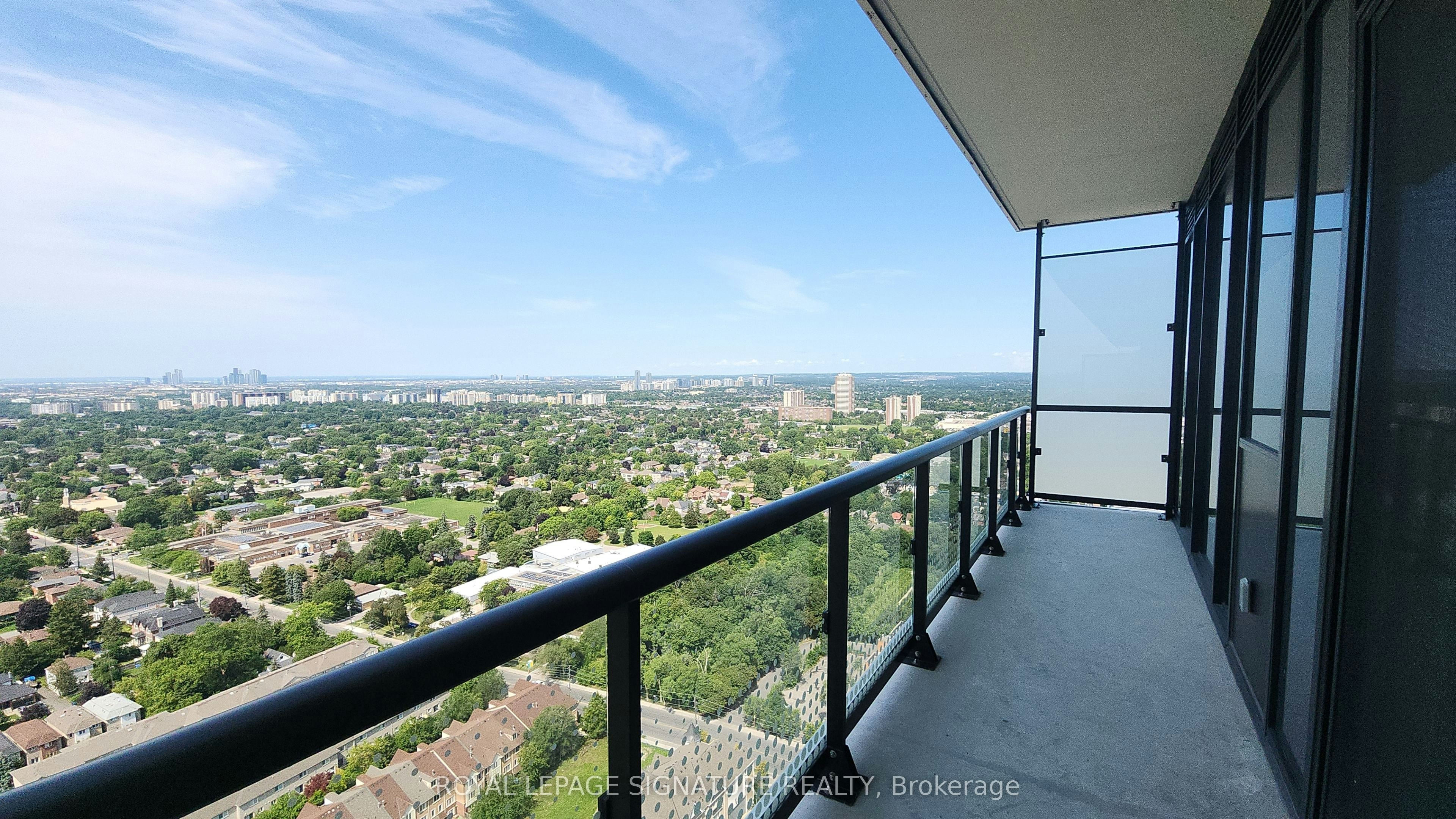 LP05-5858 Yonge Street, Toronto, ON, M2M 0C6 - 13