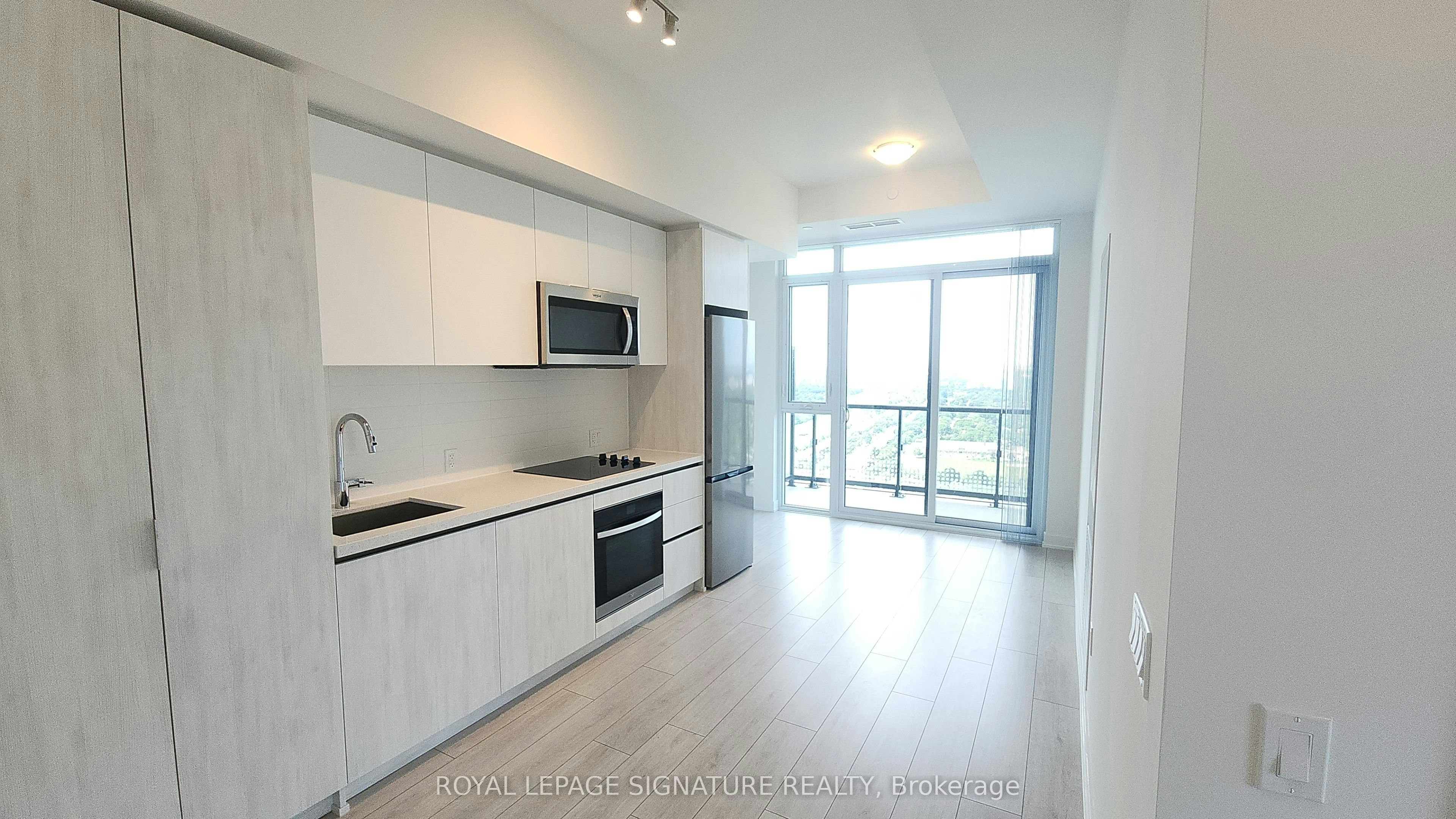 LP05-5858 Yonge Street, Toronto, ON, M2M 0C6 - 7