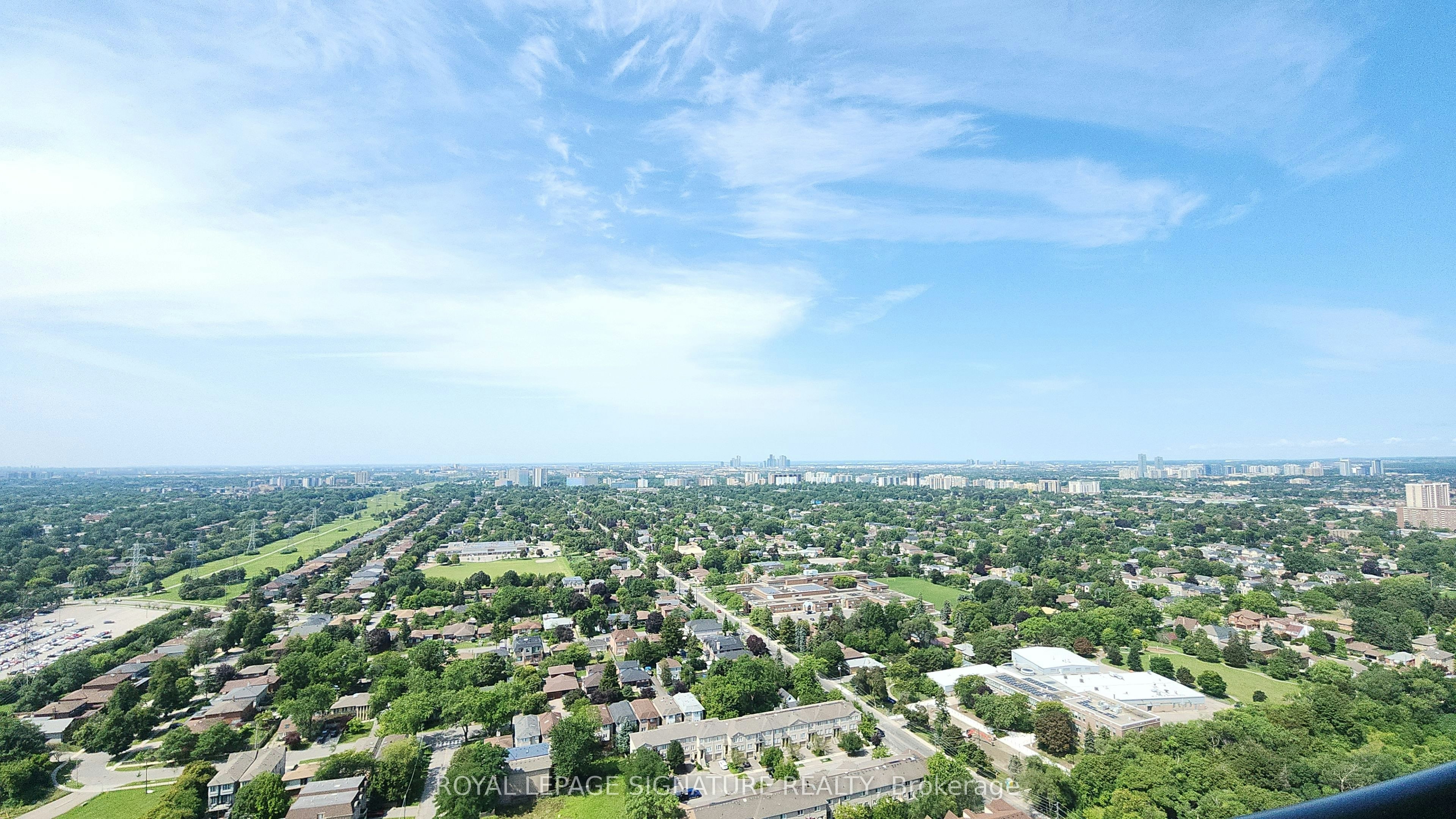 LP05-5858 Yonge Street, Toronto, ON, M2M 0C6 - 12