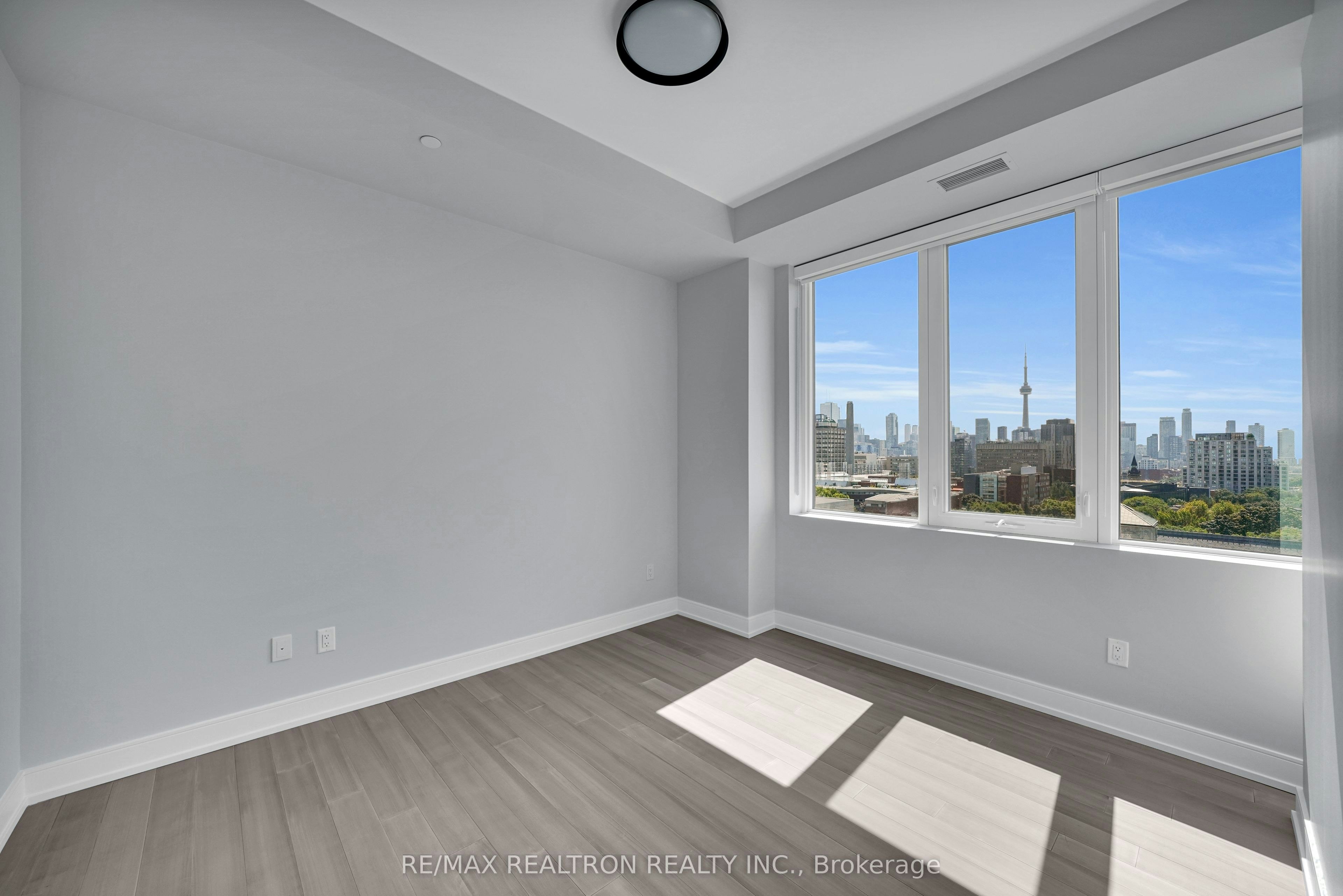 1107-664 Spadina Avenue, Toronto, ON, M5S 2H7 - 8