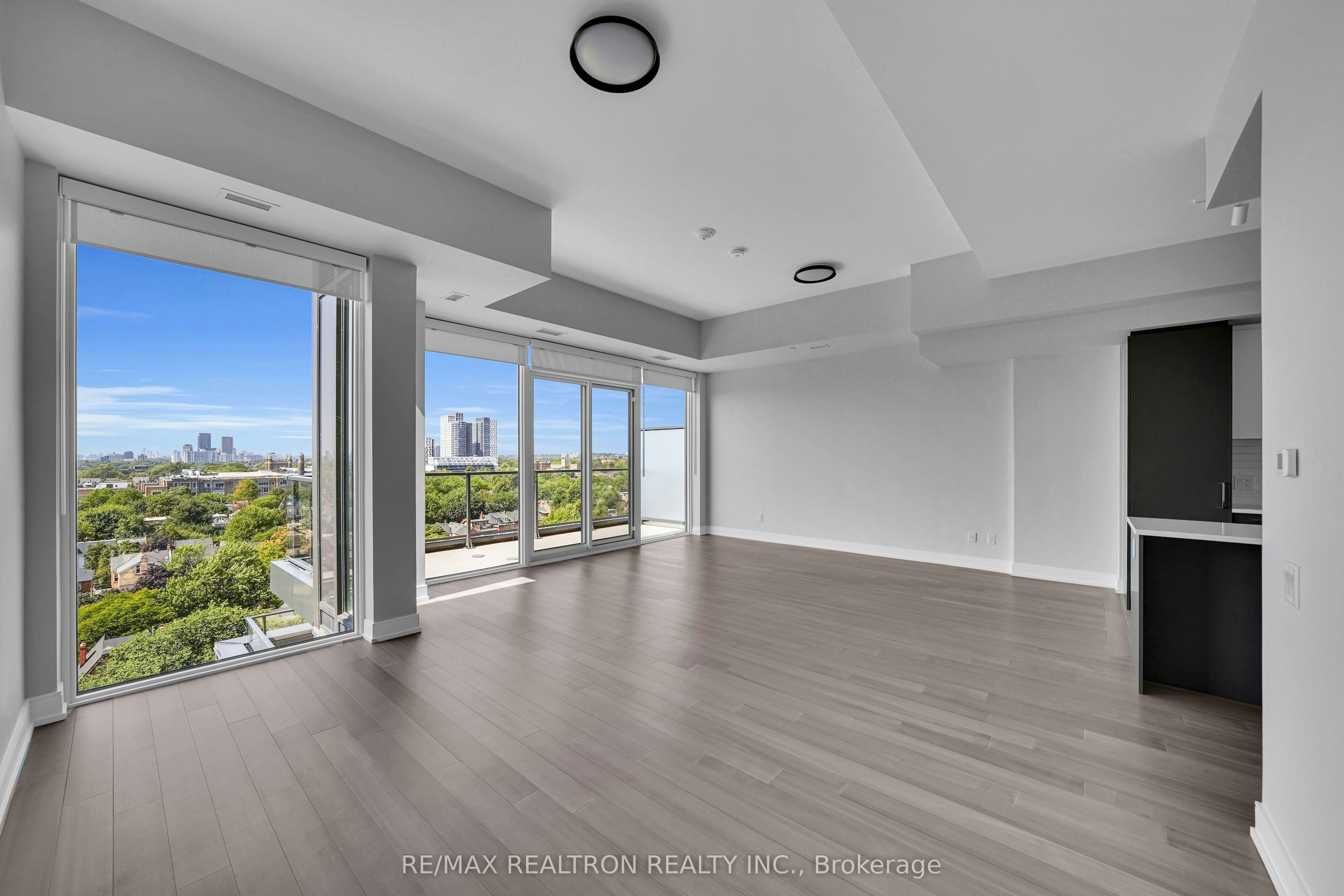 1107-664 Spadina Avenue, Toronto, ON, M5S 2H7 - 2