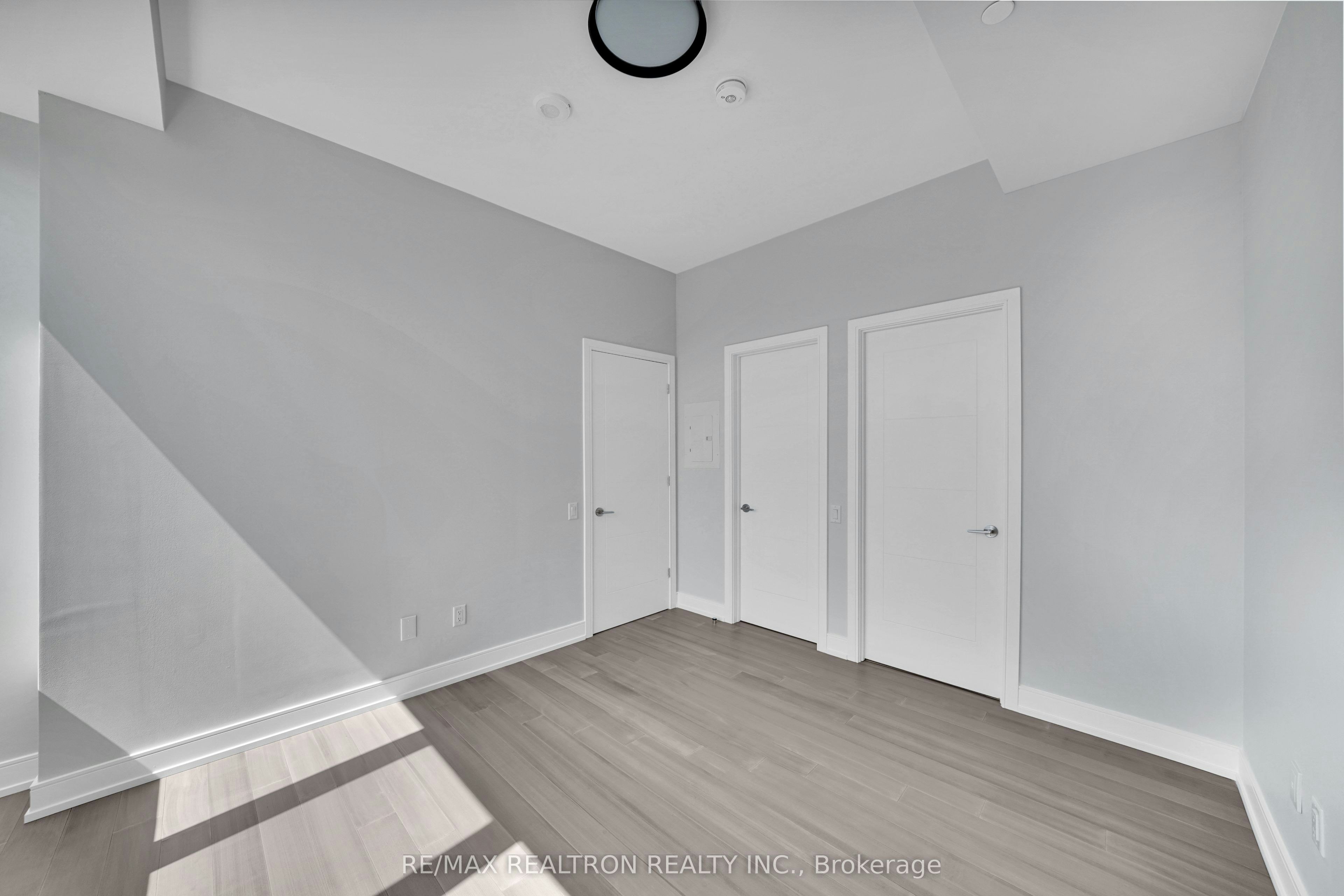 1107-664 Spadina Avenue, Toronto, ON, M5S 2H7 - 9