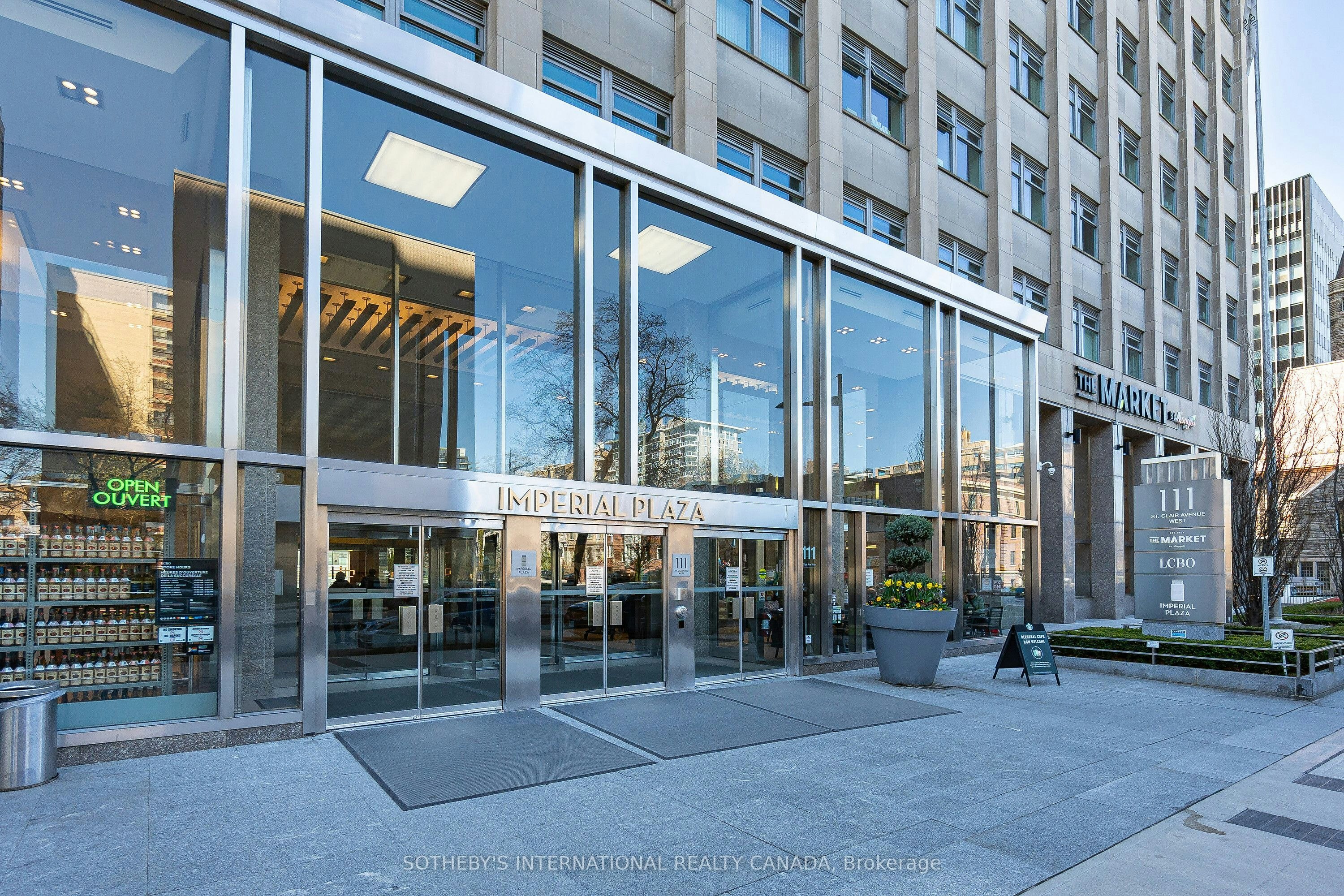 406-111 St Clair Avenue W, Toronto, ON, M4V 1N5 - 2