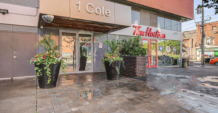 904-1 Cole Street, Toronto, ON, M5A 4M2 - 2