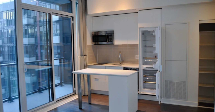 801E-576 Front Street W, Toronto, ON, M8V 0P8 - 5