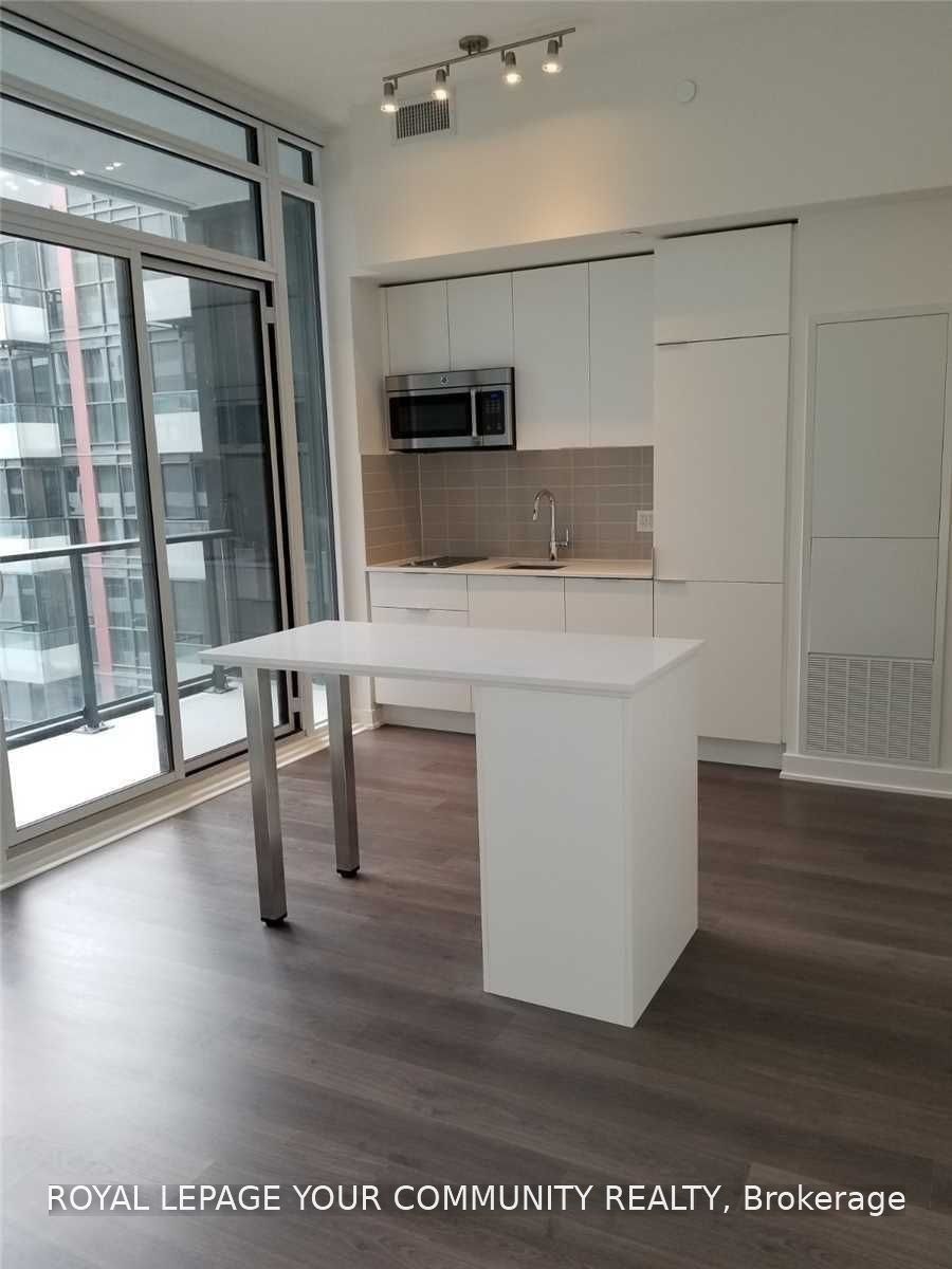 801E-576 Front Street W, Toronto, ON, M8V 0P8 - 10