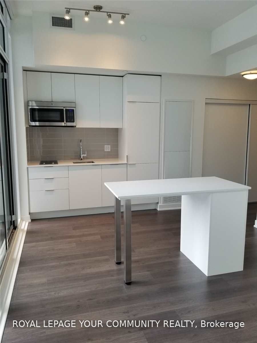 801E-576 Front Street W, Toronto, ON, M8V 0P8 - 11