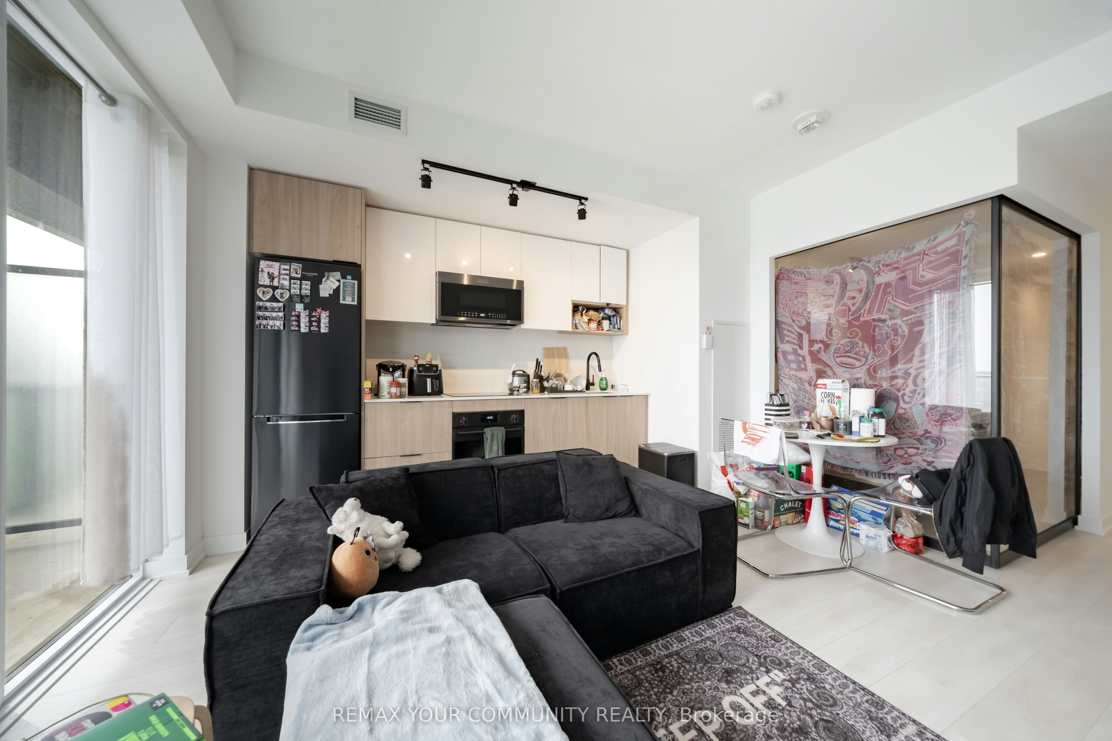 707-5 Defries Street, Toronto, ON, M5A 3R4 - 11