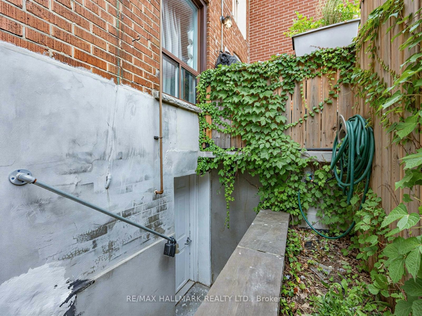 Lower-271 Atlas Avenue, Toronto, ON, M6C 3P8 - 21