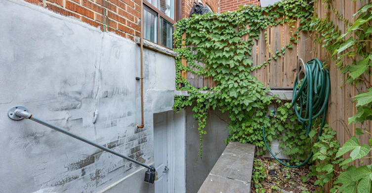 Lower-271 Atlas Avenue, Toronto, ON, M6C 3P8 - 21