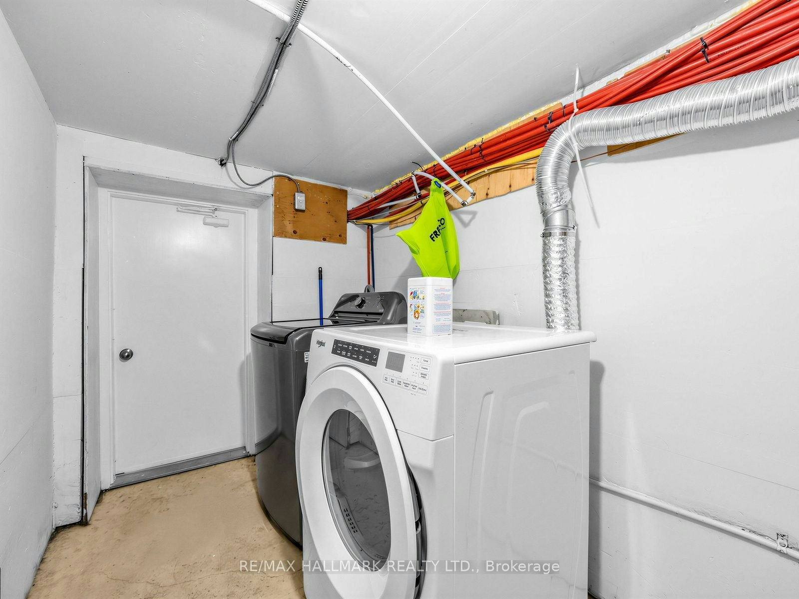Lower-271 Atlas Avenue, Toronto, ON, M6C 3P8 - 20