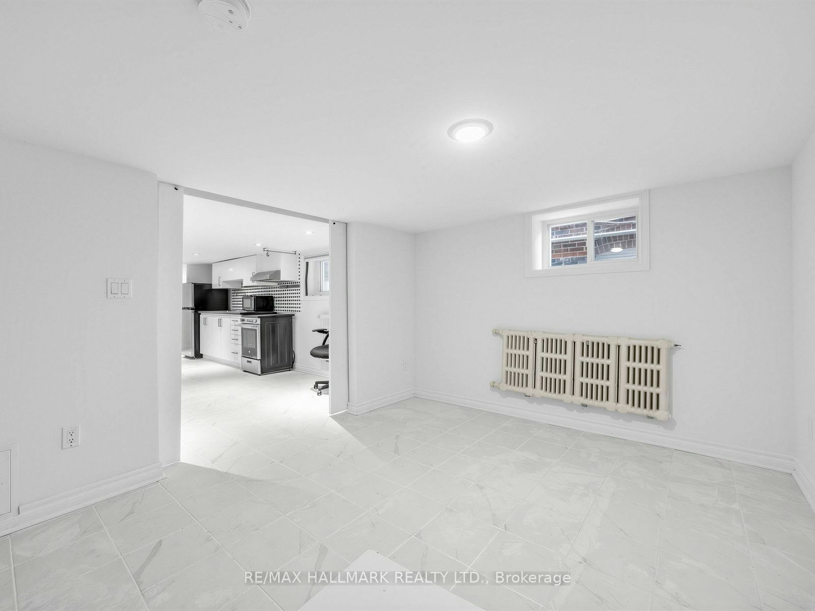 Lower-271 Atlas Avenue, Toronto, ON, M6C 3P8 - 17