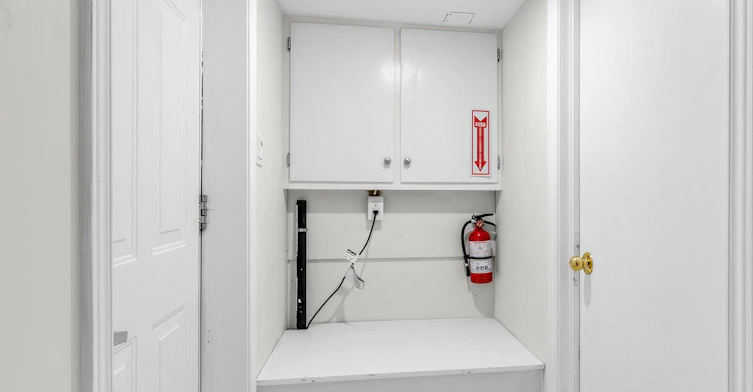 Lower-271 Atlas Avenue, Toronto, ON, M6C 3P8 - 19