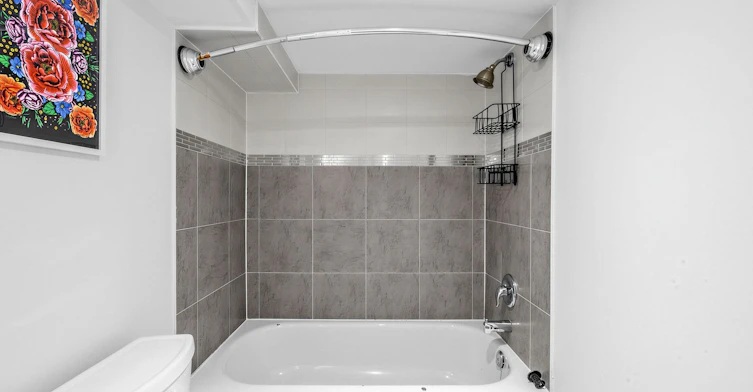 Lower-271 Atlas Avenue, Toronto, ON, M6C 3P8 - 10