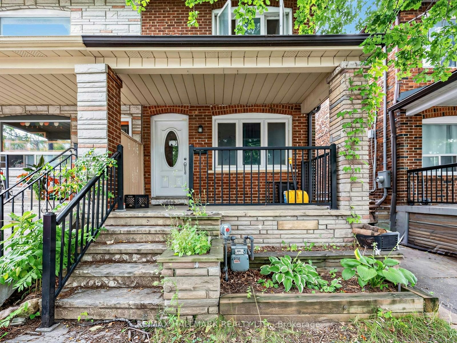Lower-271 Atlas Avenue, Toronto, ON, M6C 3P8 - 2