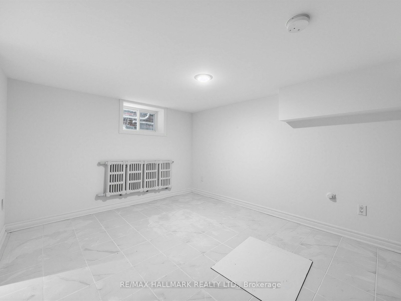 Lower-271 Atlas Avenue, Toronto, ON, M6C 3P8 - 15