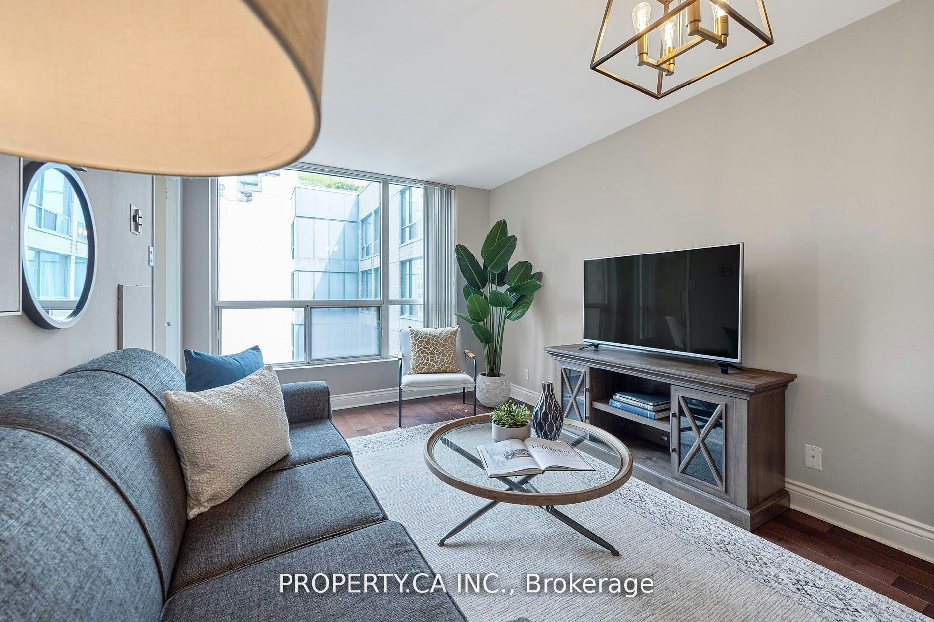 708-92 King Street E, Toronto, ON, M5C 2V8 - 2