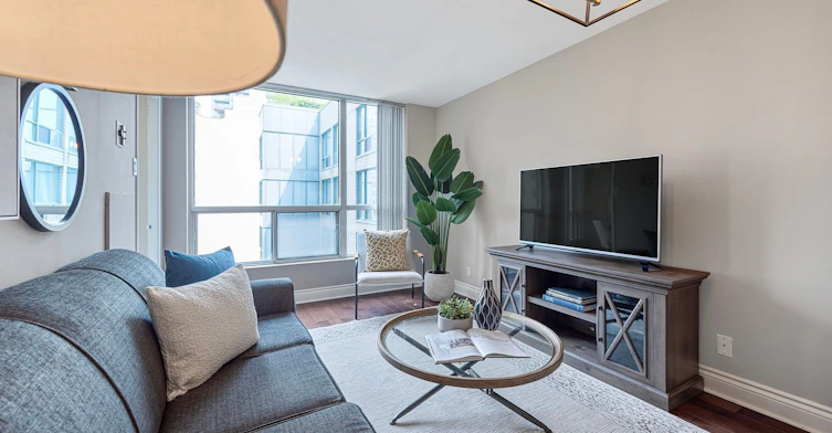 708-92 King Street E, Toronto, ON, M5C 2V8 - 2