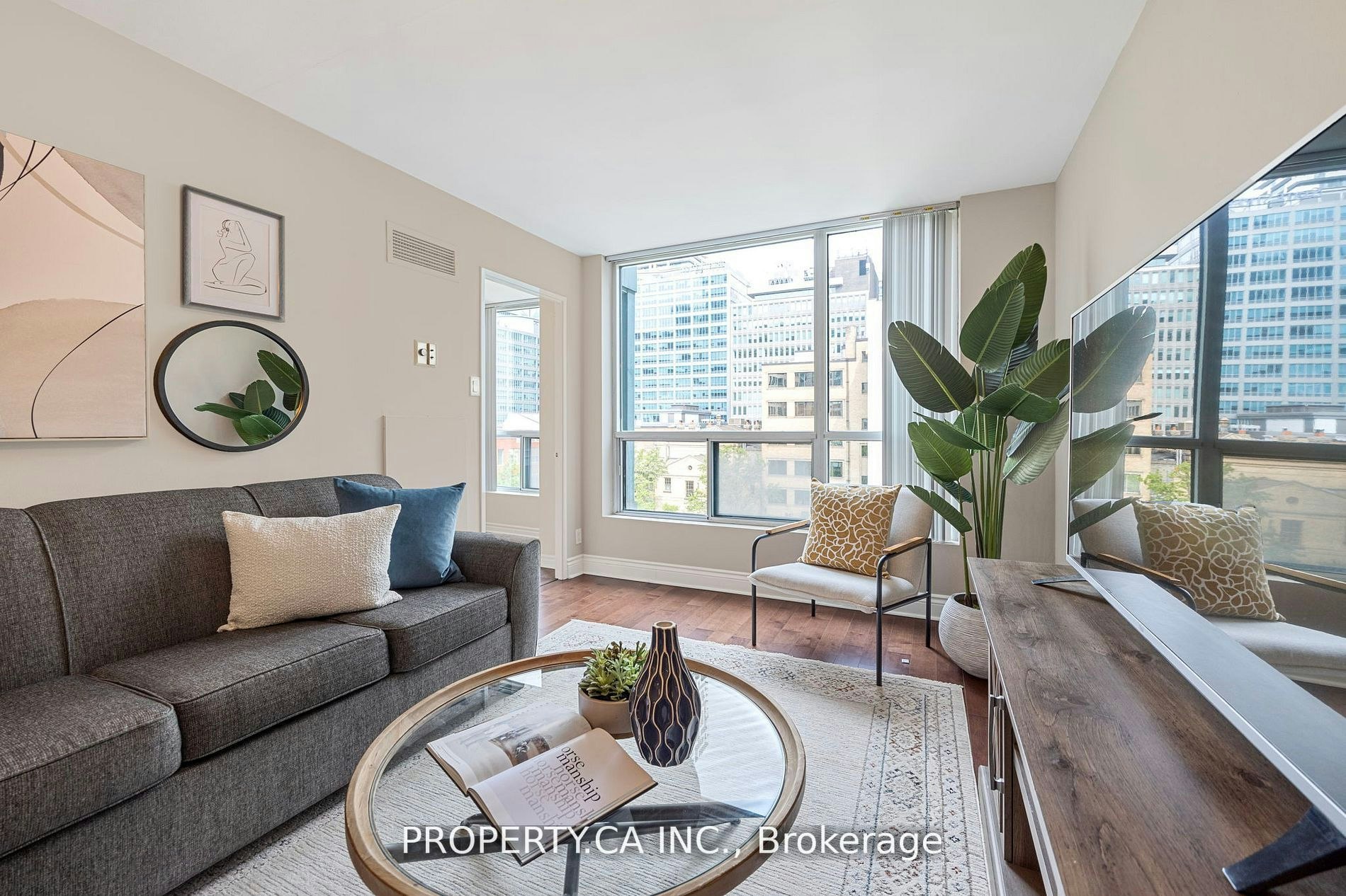 708-92 King Street E, Toronto, ON, M5C 2V8