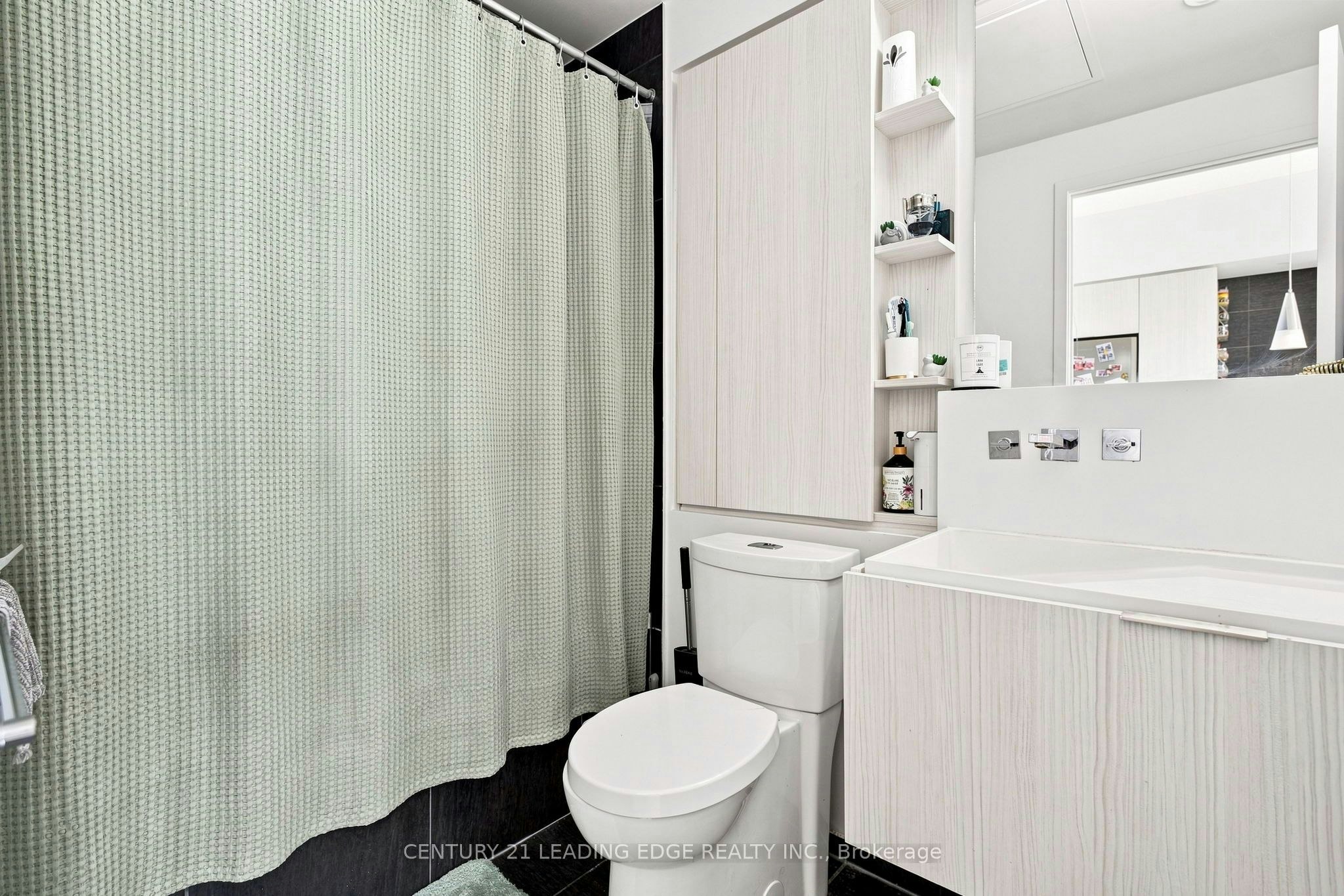 2203-101 Charles Street E, Toronto, ON, M4Y 0A9 - 21