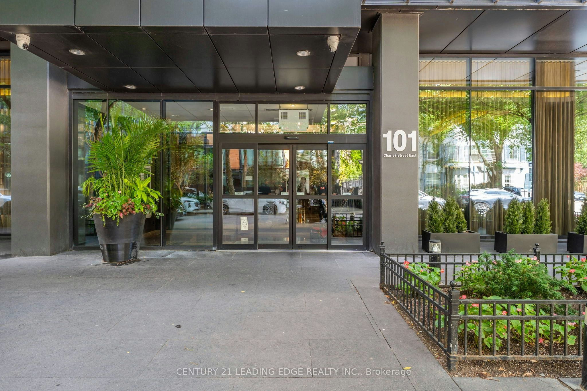2203-101 Charles Street E, Toronto, ON, M4Y 0A9 - 22