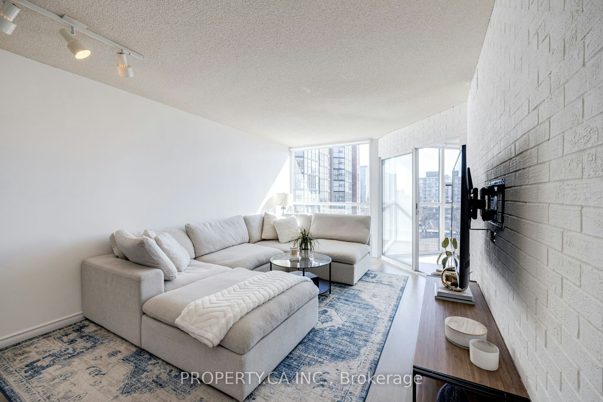 813-705 King Street W, Toronto, ON, M5V 2W8 - 7