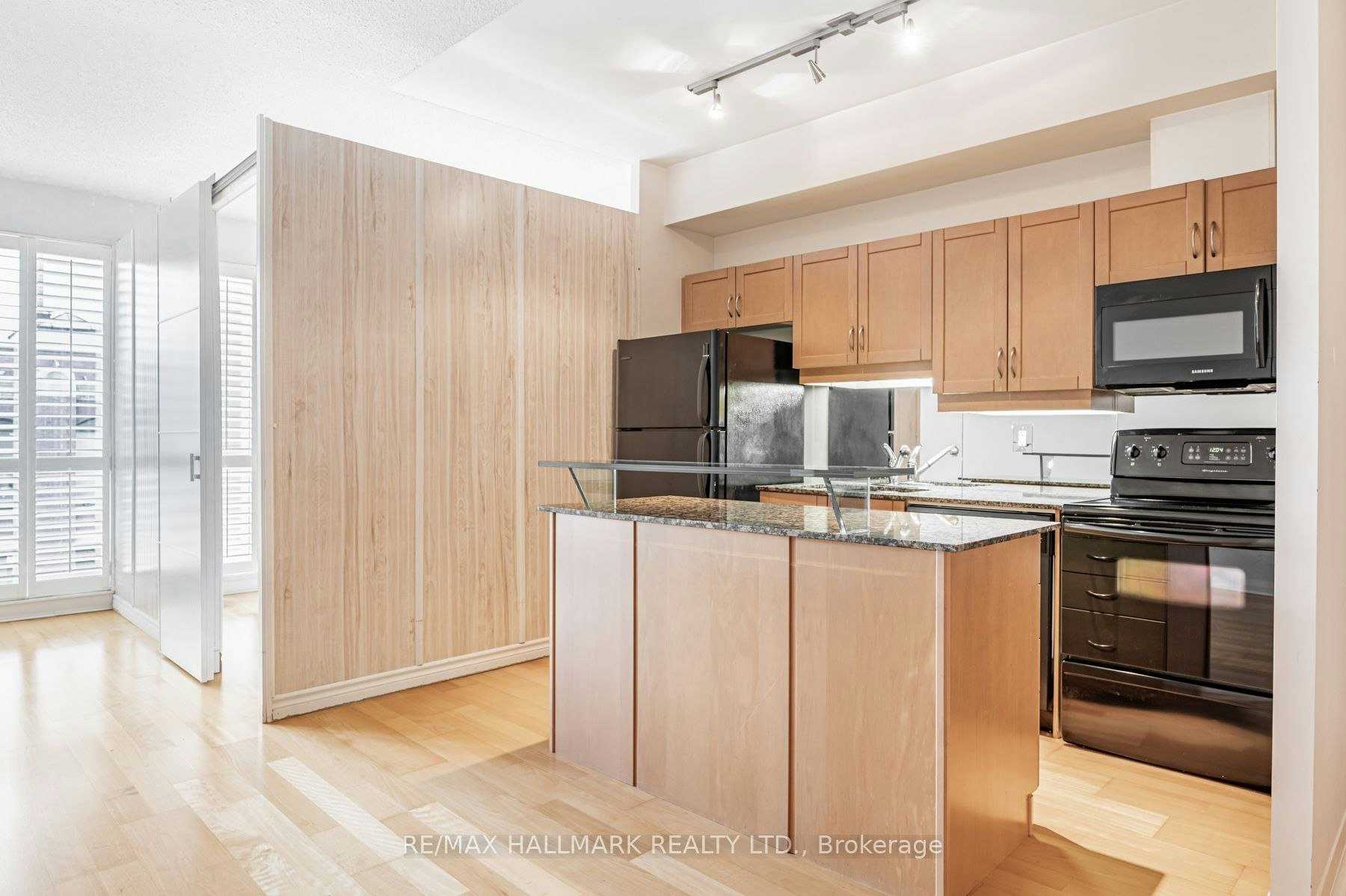 701-220 Victoria Street, Toronto, ON, M5B 2R6 - 10