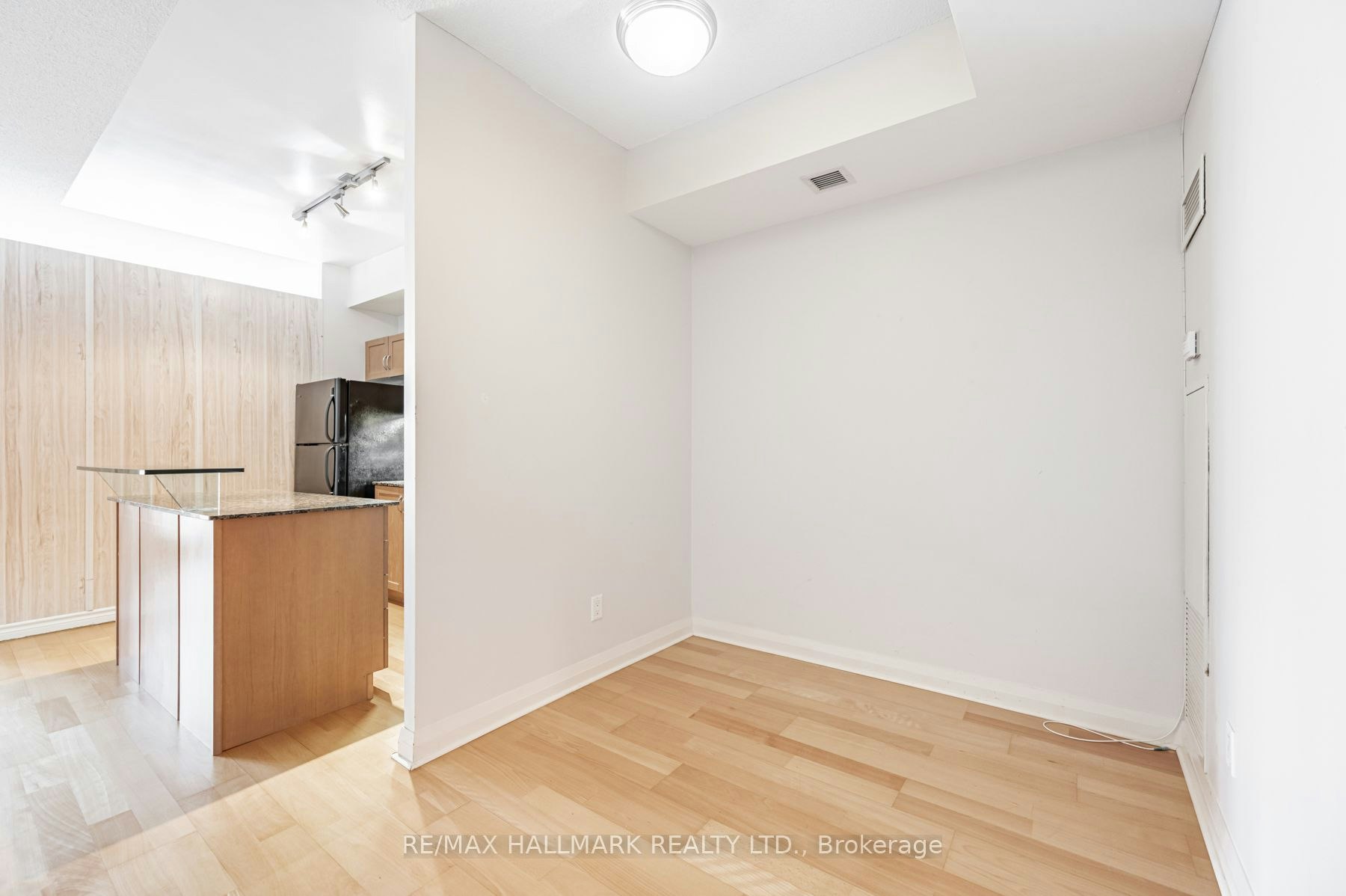 701-220 Victoria Street, Toronto, ON, M5B 2R6 - 13