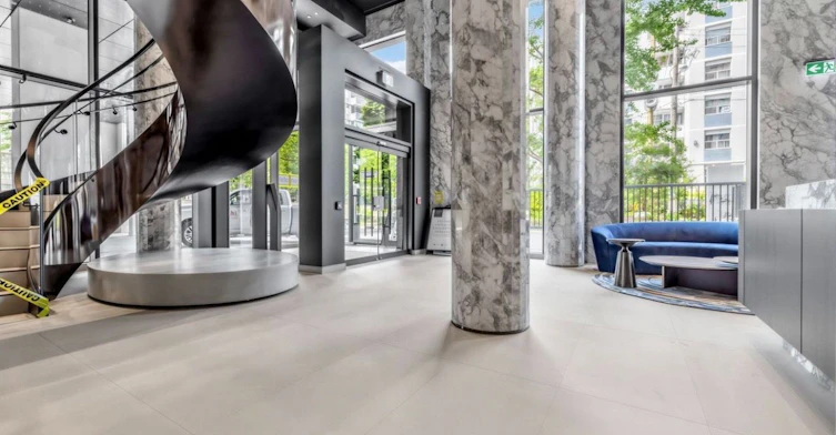 1220-89 Montclair Avenue, Toronto, ON, M5P 0A9 - 3