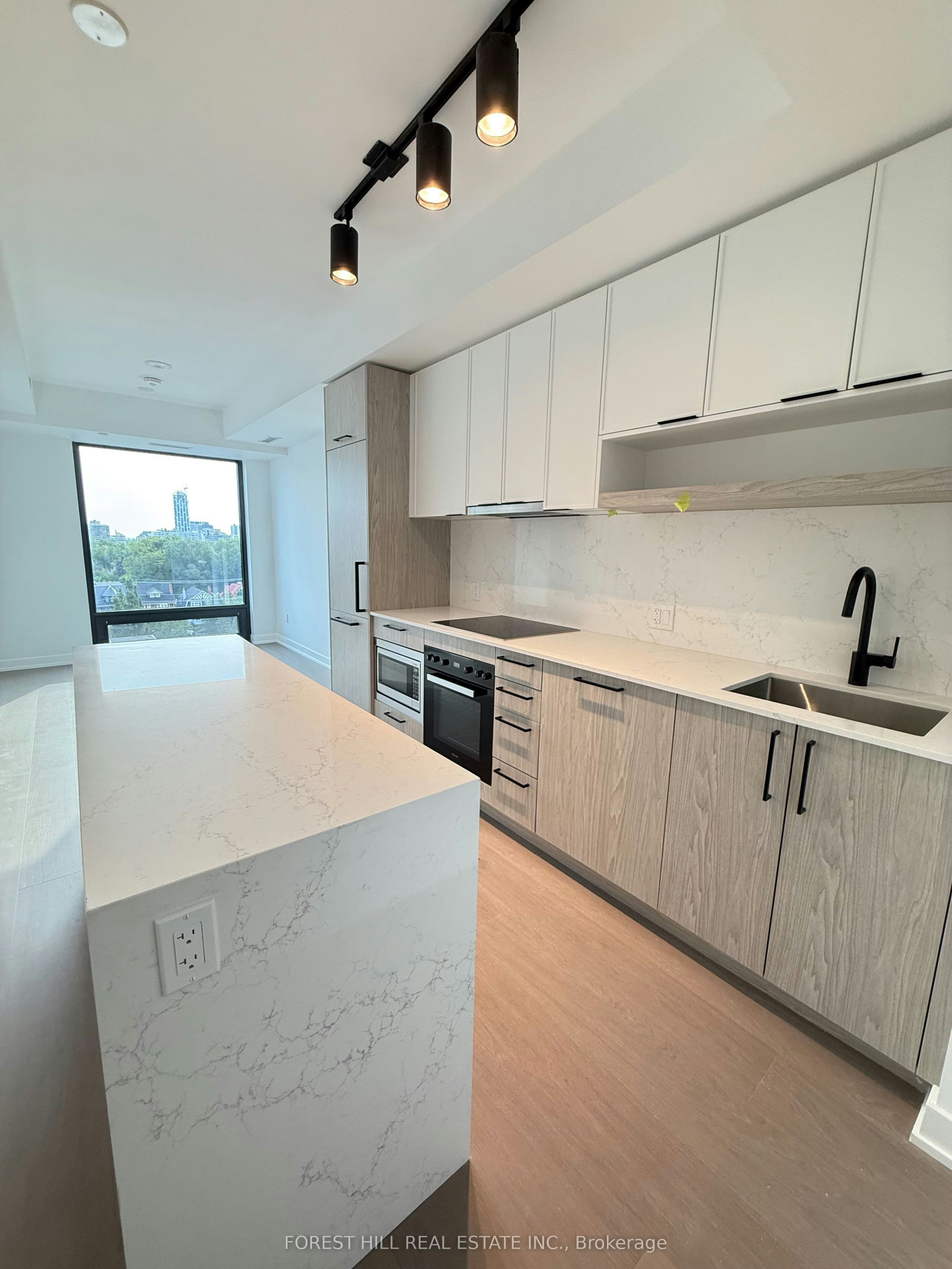 1220-89 Montclair Avenue, Toronto, ON, M5P 0A9 - 7