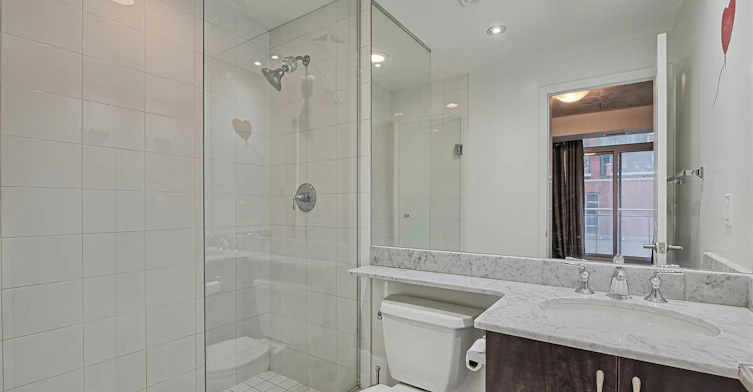407-21 Grand Magazine Street N, Toronto, ON, M5V 1B5 - 16