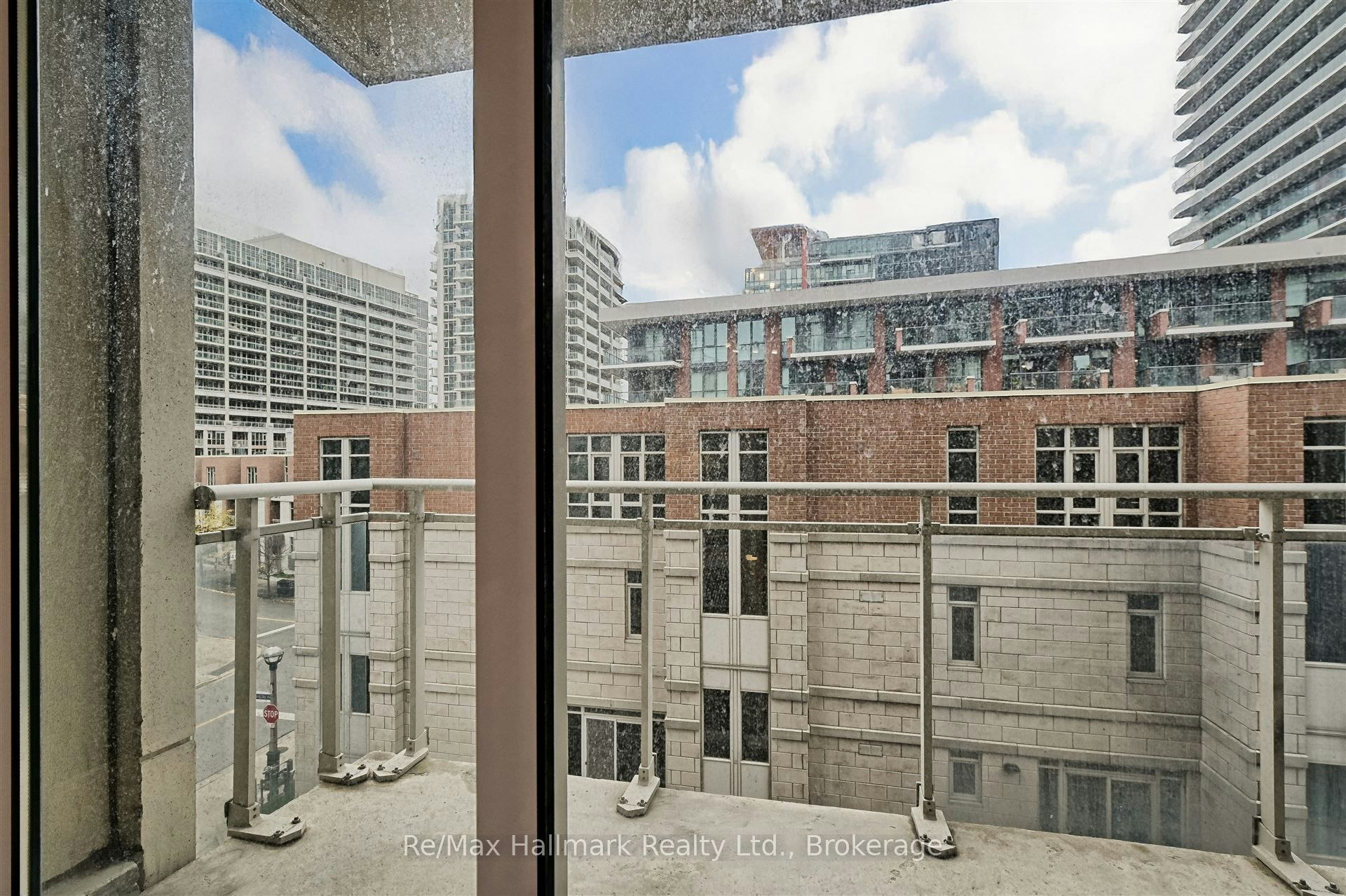407-21 Grand Magazine Street N, Toronto, ON, M5V 1B5 - 19