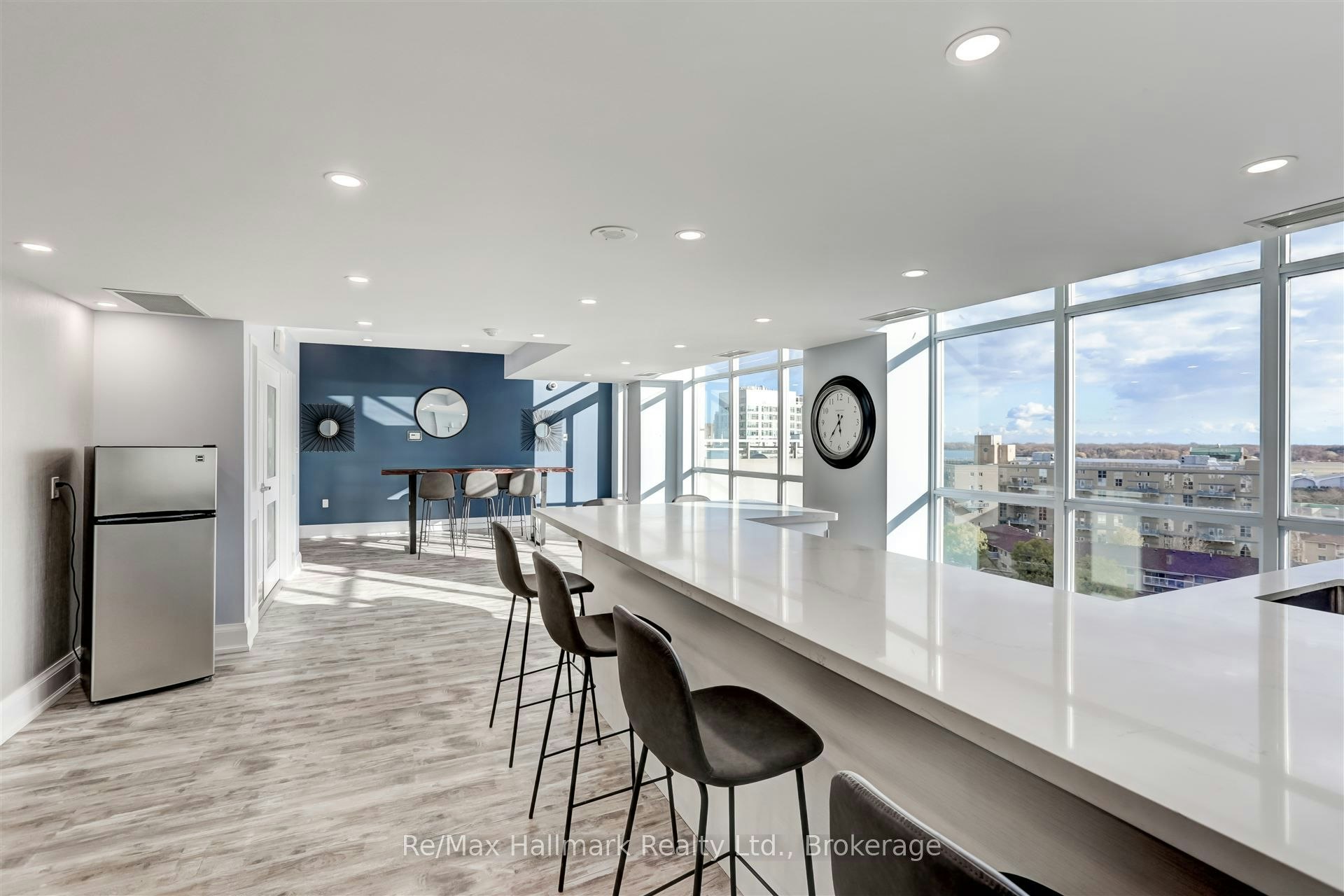 407-21 Grand Magazine Street N, Toronto, ON, M5V 1B5 - 27