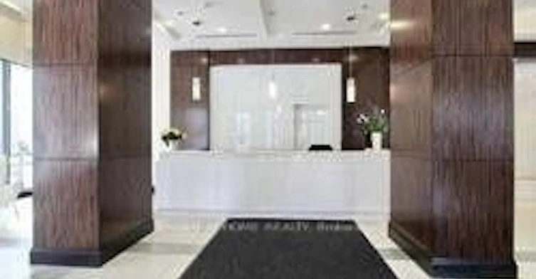 810-19 Grand Trunk Crescent, Toronto, ON, M5J 3A3 - 2