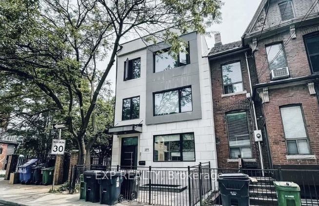 1-271 Ontario Street, Toronto, ON, M5A 2V6