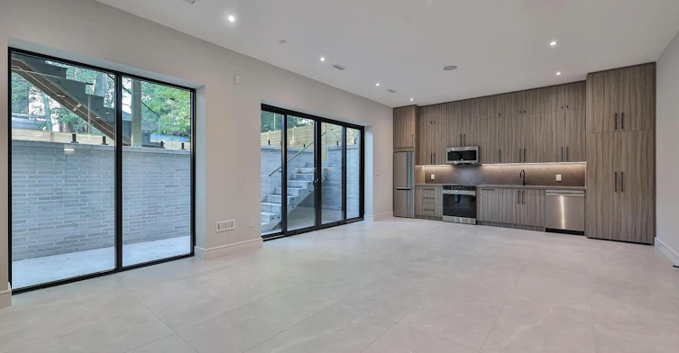 741 Woburn Avenue, Toronto, ON, M5M 1M2 - 45