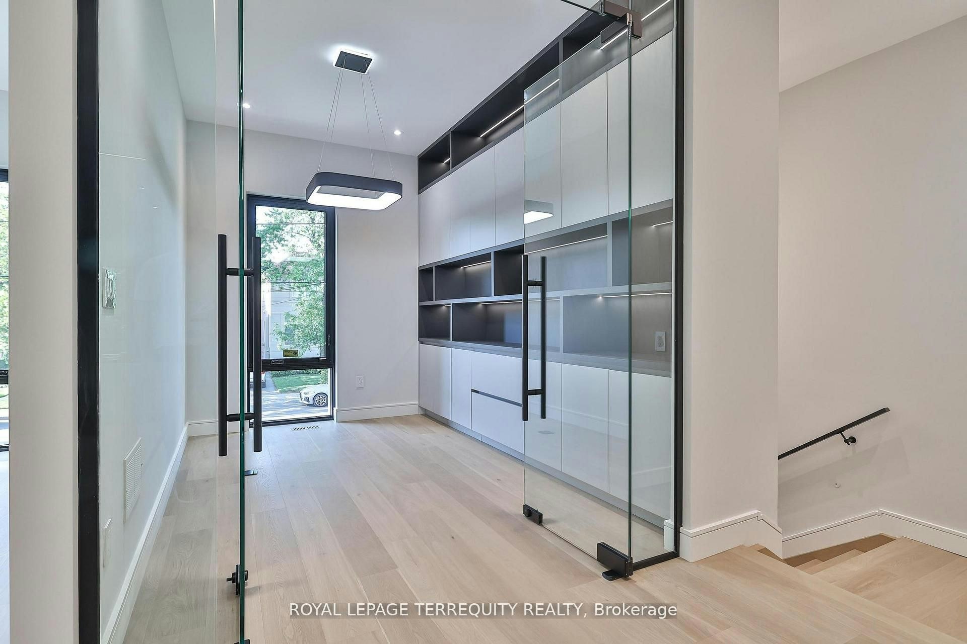741 Woburn Avenue, Toronto, ON, M5M 1M2 - 3