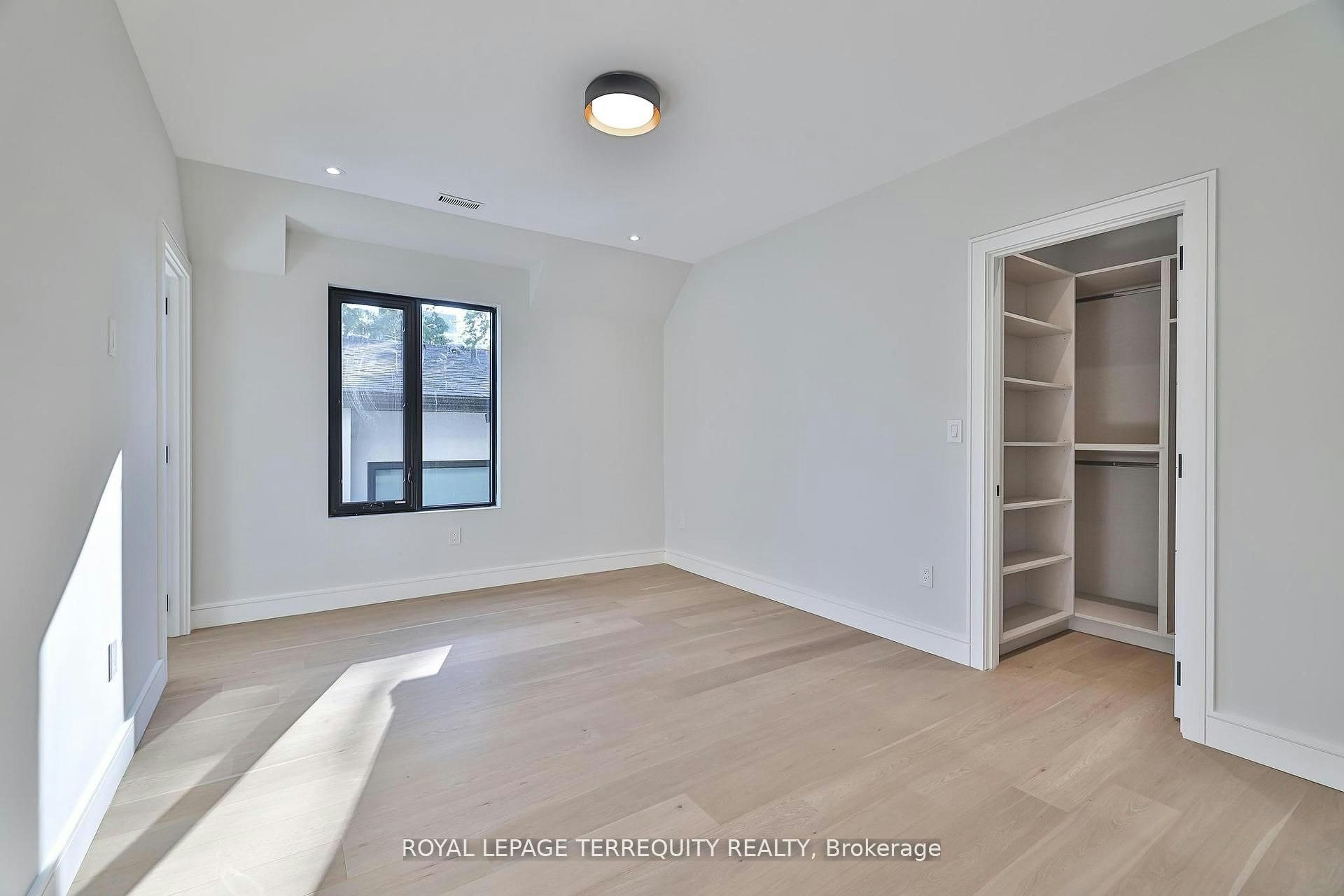 741 Woburn Avenue, Toronto, ON, M5M 1M2 - 28